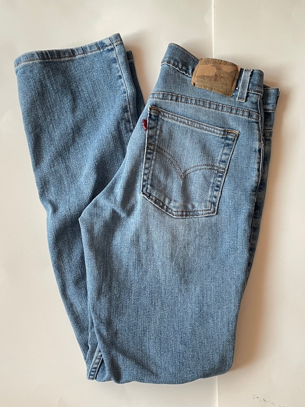 Levi's Vintage Men's 505 Medium Wash Light Blue Straight Denim Jeans 29 x 30
